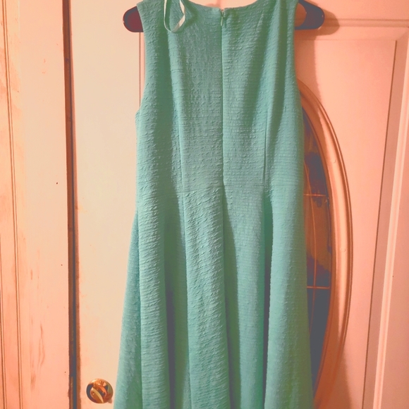 Midi dress - Picture 4 of 6